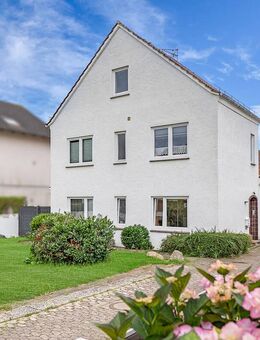 3-Familienhaus mit Lager - Rendite 7,88 % - Faktor 12,6 - Bremen