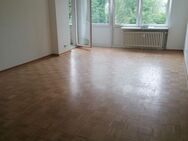 Ihr neues Zuhause: Charmante ,großzügige 3 Zimmerwohnung in Düsseldorf/Oberkassel mit Balkon - Düsseldorf