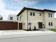 Individuell gestaltetes Schwörer-Haus mit Doppelgarage, Garten und Terrasse . stilvoll, modern und kurzfristig verfügbar - Gomaringen