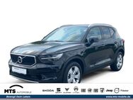 Volvo XC40, Momentum, Jahr 2021 - Friedberg (Hessen)