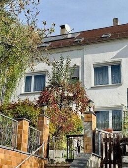 Einfamilien-/Reihenhaus mit viel Platz! - Mylau Zentrum