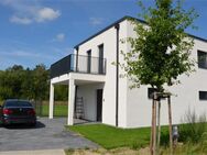Neubau-Erstbezug 2025 (Massivbau) auf 1.082 m² Süd-West-Grundstück nahe Motzener See . PKW-Stellplätze - Zossen