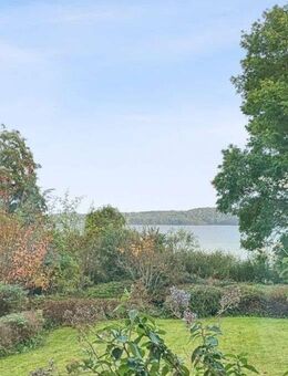 Seltene Gelegenheit! Hochwertiges Einfamilienhaus mit 100% Seeblick in Malente-Timmdorf - Malente