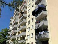 Gemütliche 3-Zimmer-Wohnung mit Balkon - Eschborn