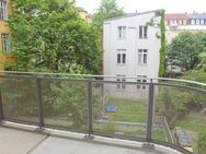 Sehr schöne 3-Zimmer-Wohnung mit großem Balkon + Loggia, Parkettboden und schicker Einbauküche - Dresden