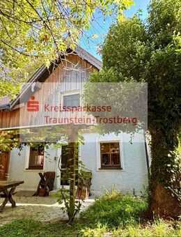 Kleines Häuschen im Grünen mit sep. Seegrundstück! - Fridolfing