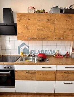 Schelfstadt! Historische 3 Zimmer-Wohnung mit neuwertiger Einbauküche - Schwerin