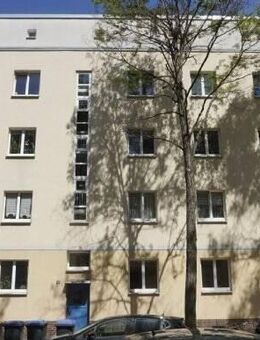 (gemütliche) 2 Zimmer-Wohnung) mit Balkon am Hanseplatz - Erfurt