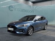 Ford Focus, 1.0 EB Hybrid, Jahr 2023 - München