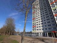 Einziehen oder Vermieten - Sanierte 4 Zimmer Wohnung mit Parkplatz - Rostock