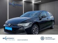 VW Golf, 1.5 TSI 8 VIII Active, Jahr 2023 - Werl