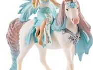 Schleich® Spielfigur BAYALA®, Eyela mit Prinzessinnen-Einhorn (70569)