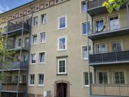 Frei ab 1.5.25. ! 2.OG mit Laminat, Balkon und Wanne - City-NAH - Chemnitz