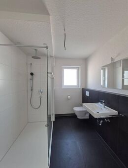 Moderne und geräumige 3-Zimmer-Wohnung im Obergeschoss - Oberriexingen