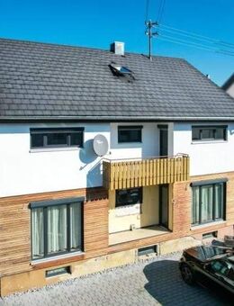 Zweifamilienhaus mit solider Bausubstanz und modernisierten Details in Alfdorf - Alfdorf