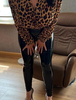 Lack Latex Look Leggings Lederleggings Leggings Stretch sexy Wetlook Rot catsuit Anzug - Leipzig