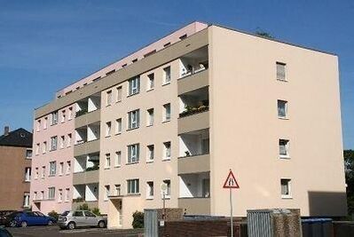 +++Achtung Kapitalanleger!! Gepflegte 4 Zimmerwohnung mit 2 Balkonen+++