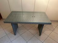 Gartentisch, Poly Rattan, grau, Glasplatte - Kelheim