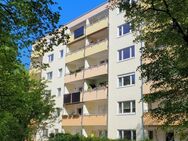 4-Zimmer-Wohlfühl-ETW mit sonnigem Balkon und Einzelgarage in ruhiger und zentraler Lage von Sieglitzhof - Erlangen