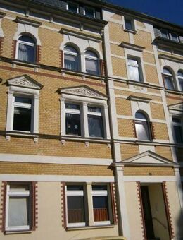 2 Raum Dachgeschosswohnung mit möblierter Küche in Meuselwitz - Meuselwitz