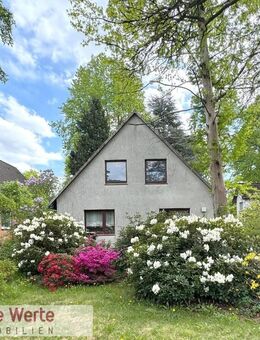Familienfreundliches Ein- bis Zweifamilienhaus mit traumhaften Garten und eigener Obstwiese - Hamburg
