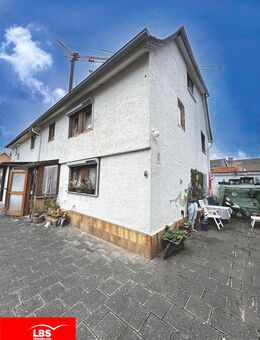 Wohnen mit Geschichte: Charmante Doppelhaushälfte aus 1780 in Hanau-Klein-Auheim - Hanau (Brüder-Grimm-Stadt)