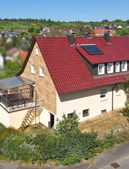 TOP-Lage in Gräfenhausen - 2-Familienhaus mit Garten, Garagen und Wintergarten - Birkenfeld (Baden-Württemberg)