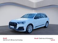 Audi Q7, S line 55 TFSIe quattro, Jahr 2023 - Braunschweig