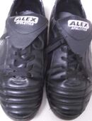 Alex Athletics Turnsschuhe Fussballschuhe Gr. 42 in schwarz in 66111