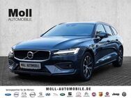 Volvo V60, Kombi Momentum Pro B4 Diesel EU6d digitales Sitze, Jahr 2020 - Wuppertal