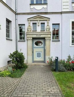 Großzügige Altbauwohnung im sanierten Gründerzeithaus über 2 Etagen mit Balkon - Erfurt