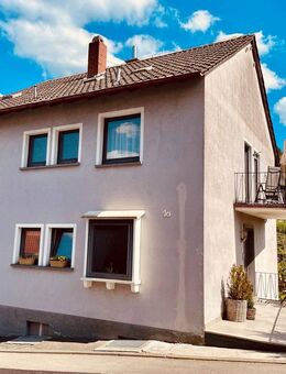 Gepflegtes 1-Familienhaus mit schönem Garten und Garage in 66976 Rodalben - Rodalben