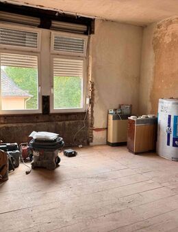 *Erstbezug nach Komplettsanierung* Schicke 3-Zimmer-Altbauwohnung in der Bismarckstraße gegenüber Offenbach Hbf! - Offenbach (Main)
