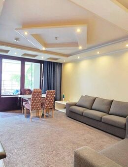 Vermietete 3-Zimmer-Wohnung mit Westloggia und Fahrstuhl nur 300 Meter vom Kudamm! - Berlin