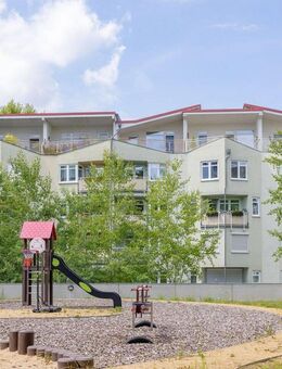 Moderne Stadtwohnung mit Aufzug und Stellplatz in Waldstadt - bezugsfrei! - Potsdam