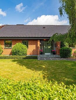 Charmantes und ebenerdiges Einfamilienhaus mit schönem Garten in zentraler Lage von Harrislee - Harrislee