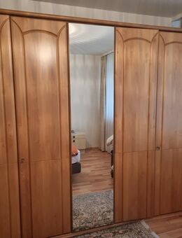 Kleiderschrank - Hilden