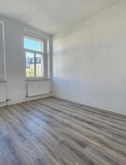 **Renovierte Wohnung ganz zentral gelegen** - Werdau