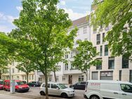 Wohnen in großzügigem 4-Zimmer-Altbau dicht Fehrbelliner Platz - Berlin