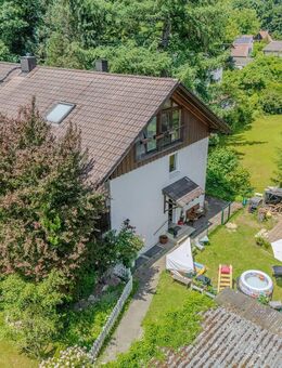 Familienfreundliche, renovierte Wohnung mit eigenem Garten - Kirchseeon
