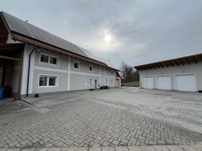 Fast keine Nachbarn! Großes Haus mit sep. Büro. PLUS: zu erwartende PV-Einnahmen von ca. 70.000€!!