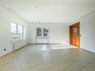 Waldbrunn: Großzügige und lichtdurchflutete 3 Zimmer-Wohnung mit Balkon! - Waldbrunn (Baden-Württemberg)