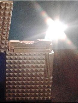 S.T. DUPONT – kl. L-1 Feuerzeug – Silber, gr. Diamond-Head-Muster - Wolgast