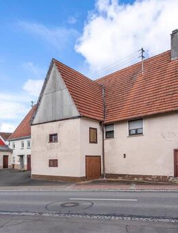 Ideal für den Handwerker - Zwei Haushälften mit Stallungen - Irndorf