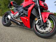 Ducati Streetfighter V2 - Münsterhausen