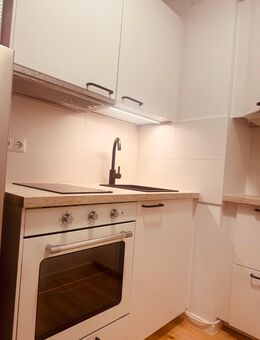 IKEA Einbauküche weiß mit Elektrogeräten + LED, Soft-Close - Berlin Treptow-Köpenick