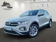 VW T-Roc, 1.5 TSI EU6d Style, Jahr 2023 - Hechingen