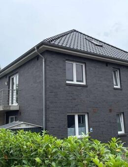 Moderne, energieeffiziente Oberwohnung mit Balkon und PKW-Stellplatz - Rhauderfehn