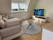 Möblierte, hochwertige 3-Zimmer-Dachgeschosswohnung in idyllischer Grünlage in Berlin - Berlin