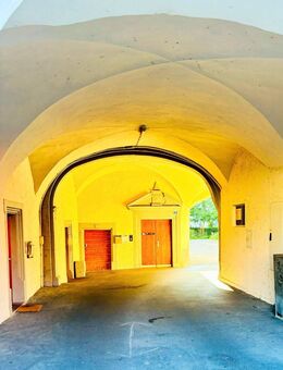 2-Familienhaus mit Rendite und Ausbaumöglichkeiten ! - Zell (Main)